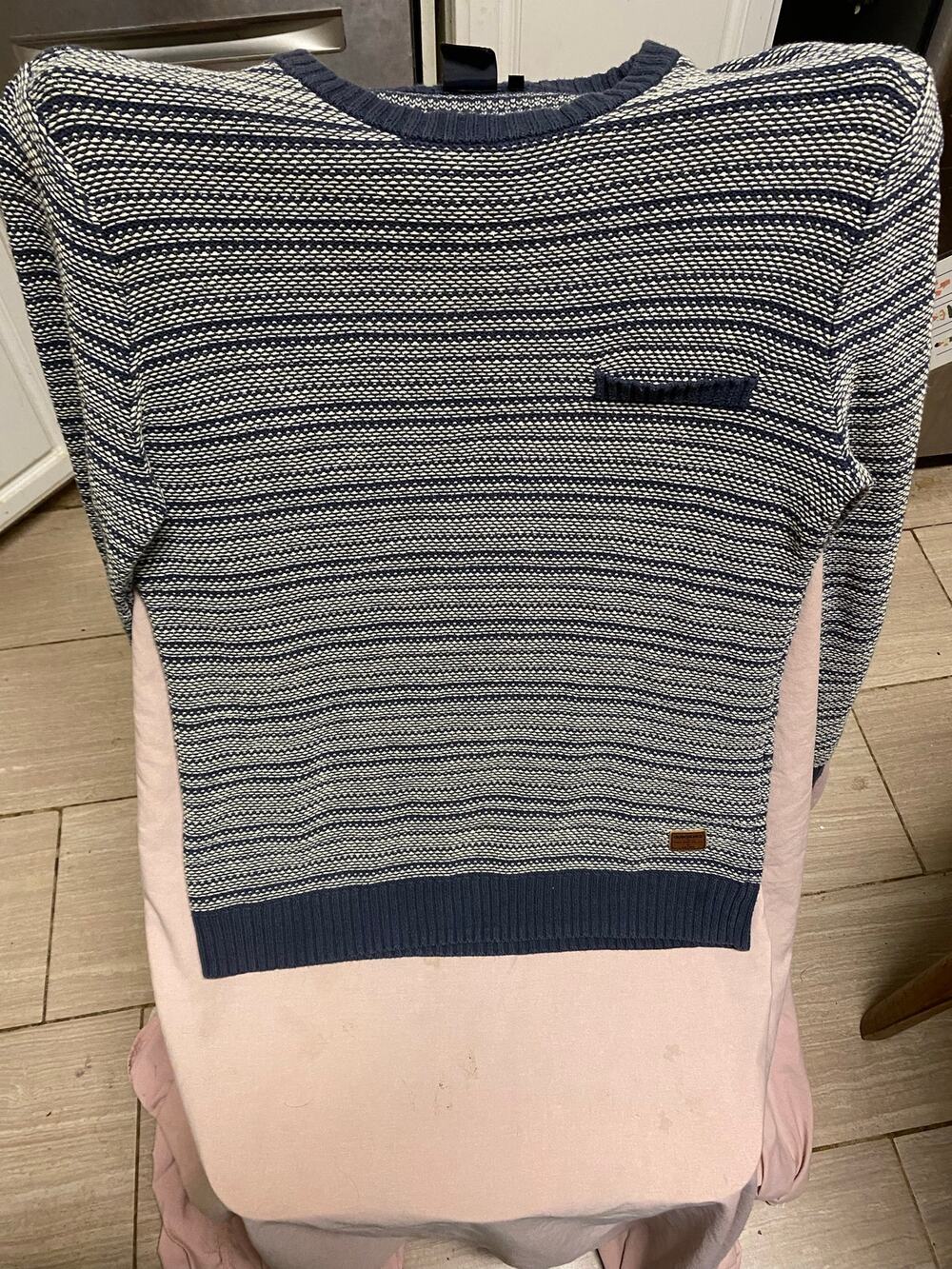 Blue And White Quicksilver Pull-Over Sweater Size XL